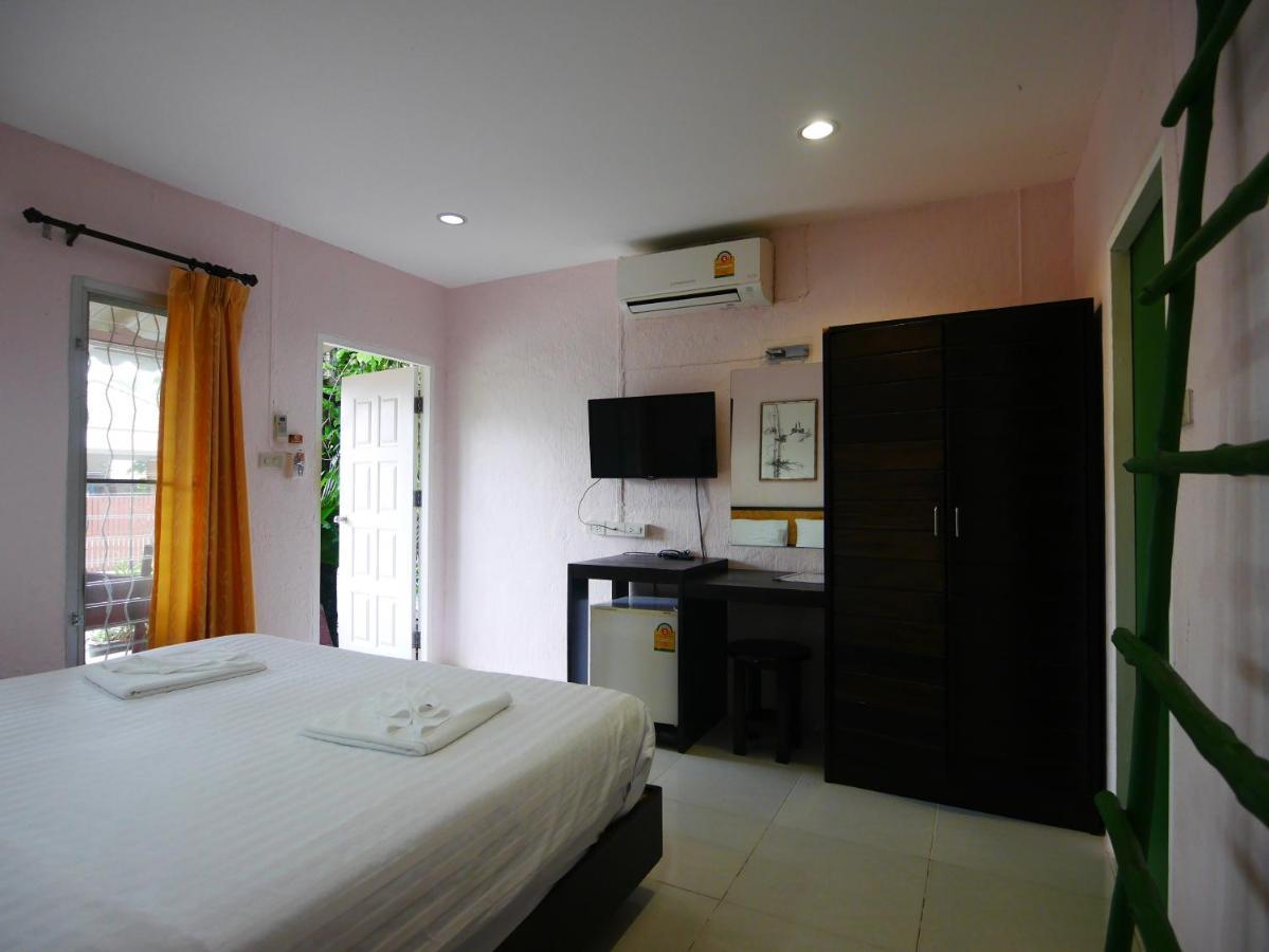 Forest Bungalows & Mama'S Restaurant Chalong Extérieur photo